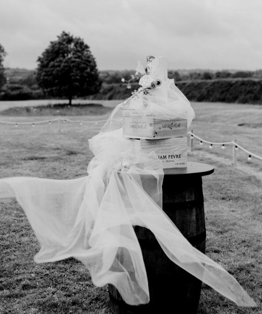 W2 Black & White Mae&Maple Styled Shoot Cavokay House Cake Black & White